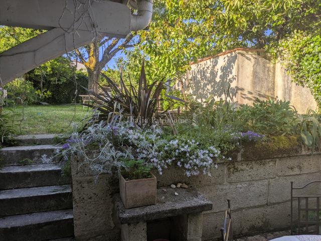 Maison vente à Angoulême, Aignes-et-puypéroux
