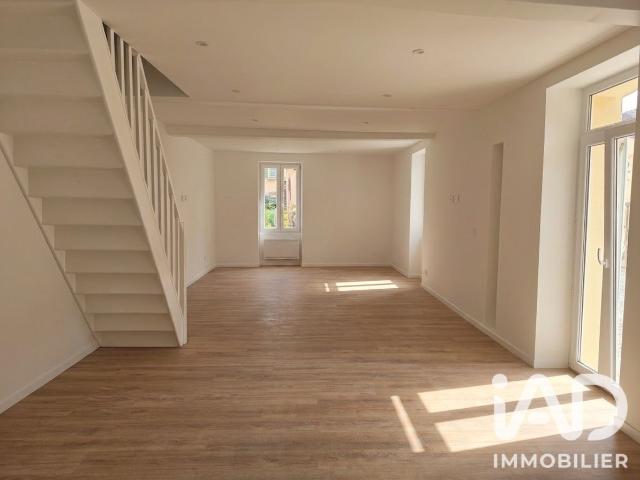 Maison location à Sens, Villevallier