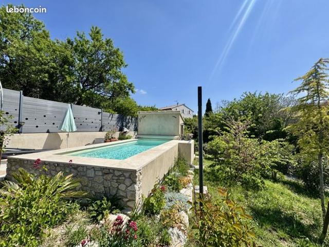 Maison vente à Carpentras, Villes-sur-auzon