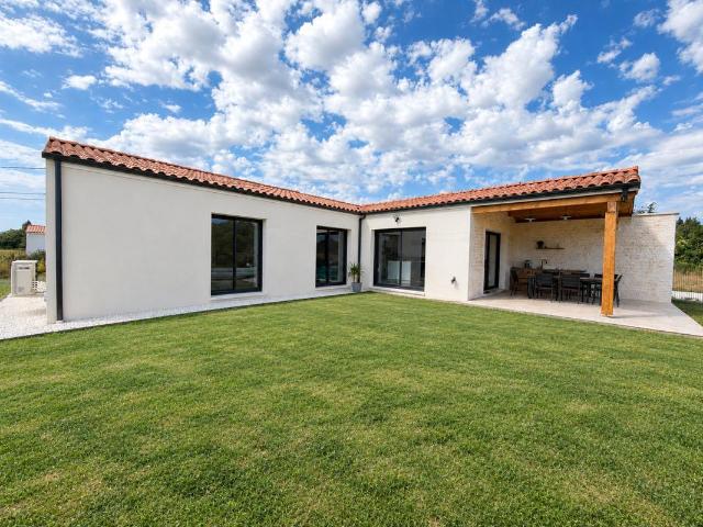 Maison vente à Saintes, Thénac