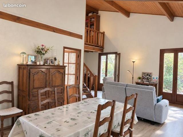 Maison vente à Saint-Saturnin, Charente