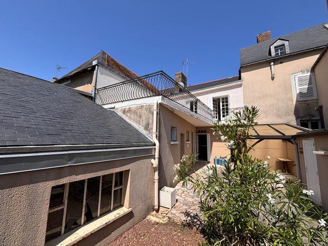 Maison vente à La Flèche, Dureil
