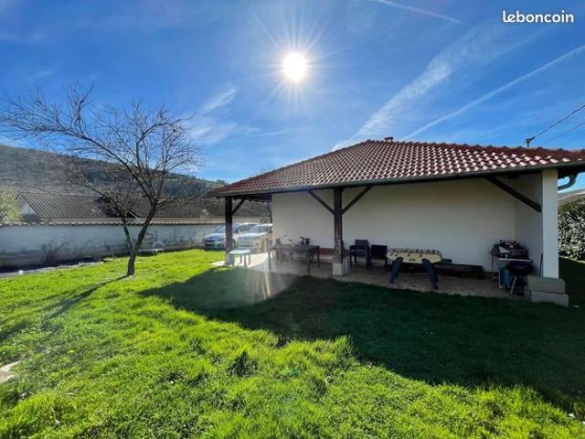 Maison vente à Bourg-en-Bresse, Auvergne-Rhône-Alpes