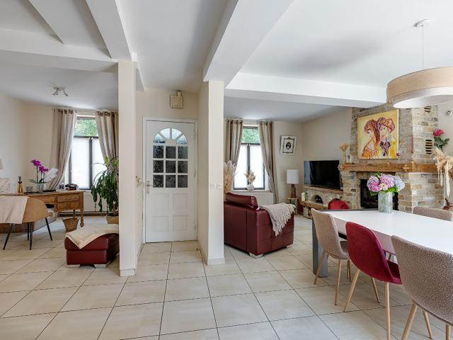 Maison vente à Lille, Mouvaux