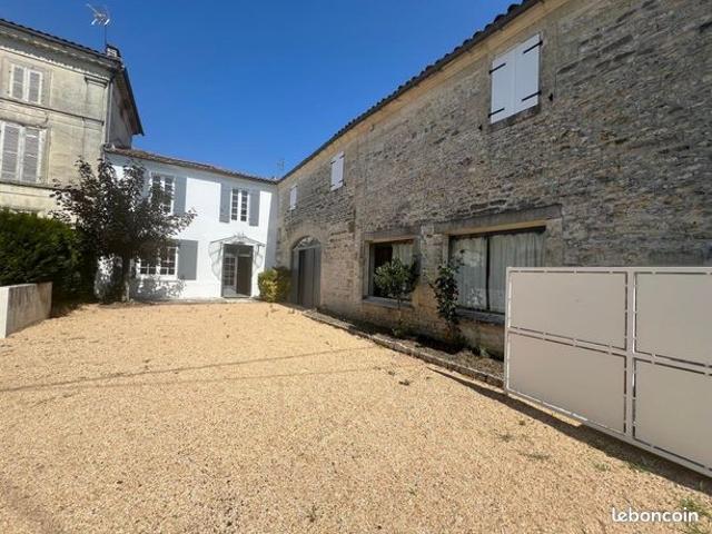 Maison vente à Saint-Jean-d'Angély, Authon-ebéon