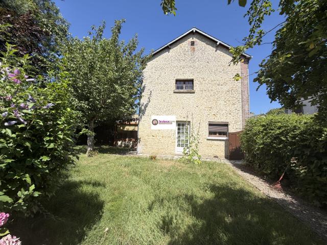 Maison vente à Alençon, Courtomer