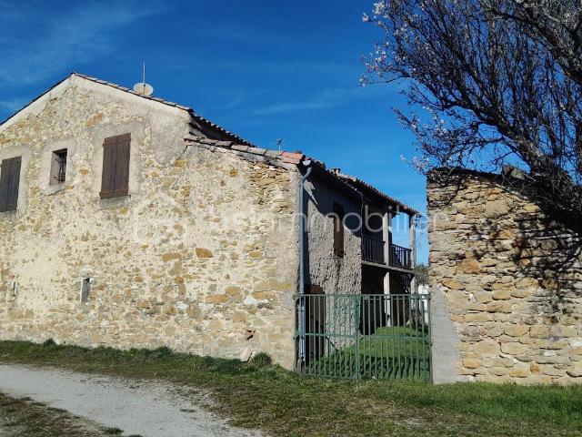 Maison vente à Saint-Étienne-les-Orgues, Alpes-de-Haute-Provence