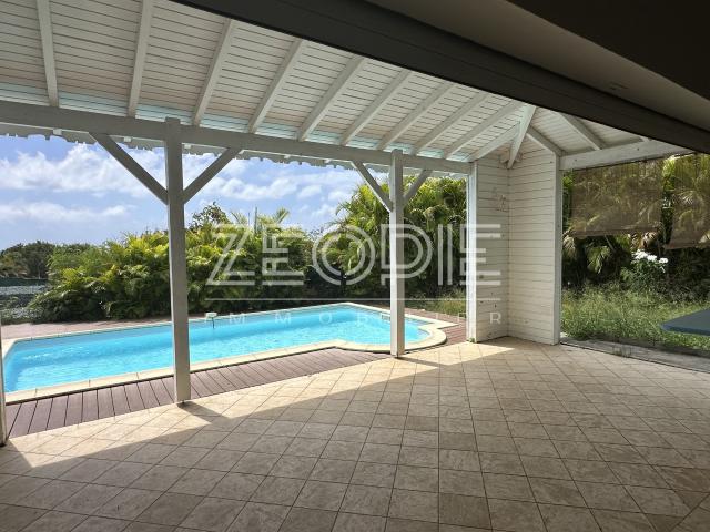 Maison vente à Guadeloupe