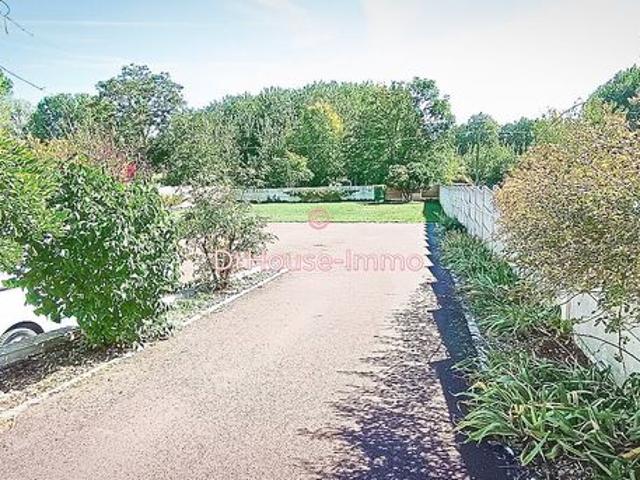 Maison vente à Bressuire, Pas-de-jeu