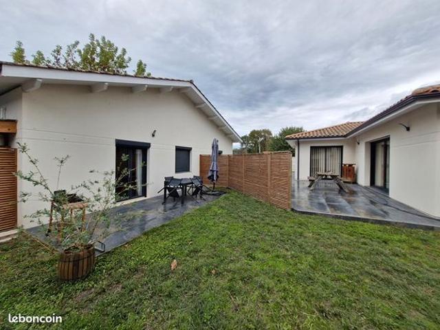 Maison vente à Arcachon, Salles
