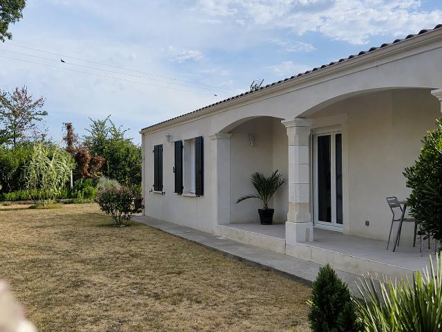 Maison vente à Saint-Jean-d'Angély, Nouvelle-Aquitaine