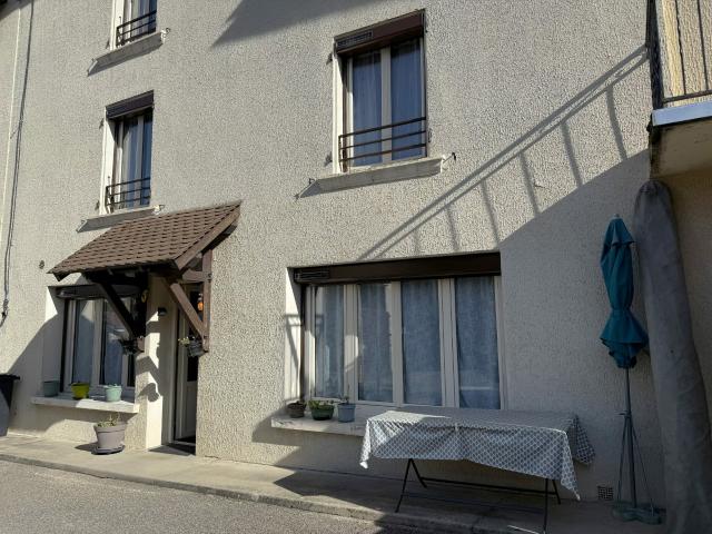 Maison vente à Grenoble, Beaucroissant