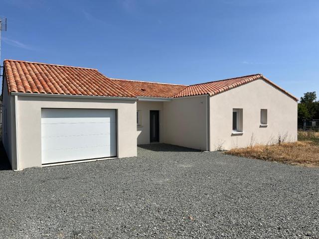 Maison location à La Roche-sur-Yon, Saint-prouant
