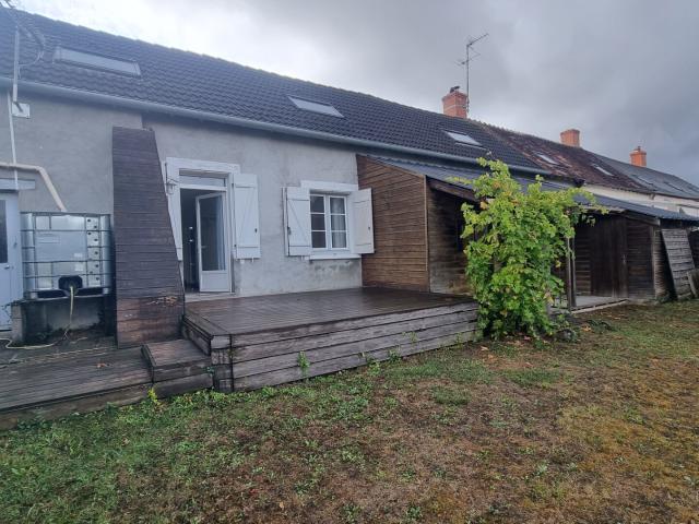 Maison vente à La Chapelle-Saint-Ursin, Cher