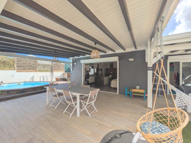 Maison vente à Poirier, Sainte-Anne