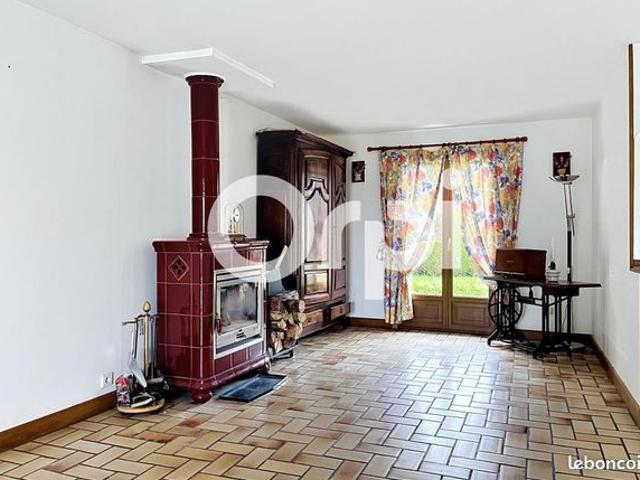 Maison vente à Clermont, Abbeville-saint-lucien