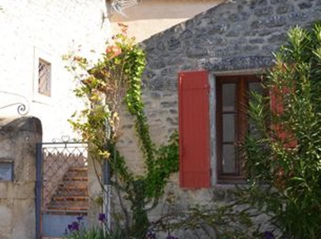 Maison vente à Nyons, Saint-restitut