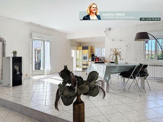 Maison vente à Coutras, Les Mougneaux