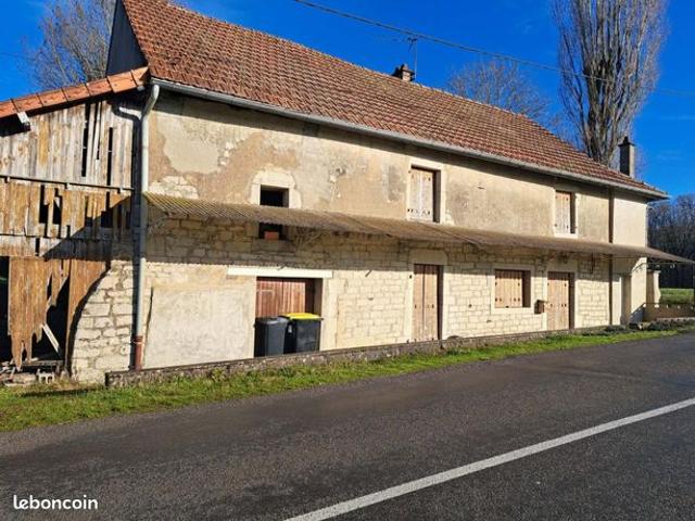 Maison vente à Louhans-Châteaurenaud, Sagy