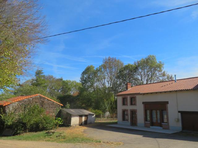 Maison vente à Mézières-sur-Issoire, Saint-Bonnet-de-Bellac