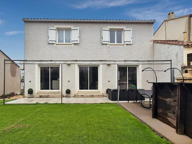 Maison vente à Arles, La Salle Les Alpes