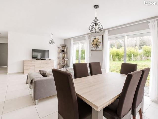 Maison vente à Riom, Charbonnières-les-varennes