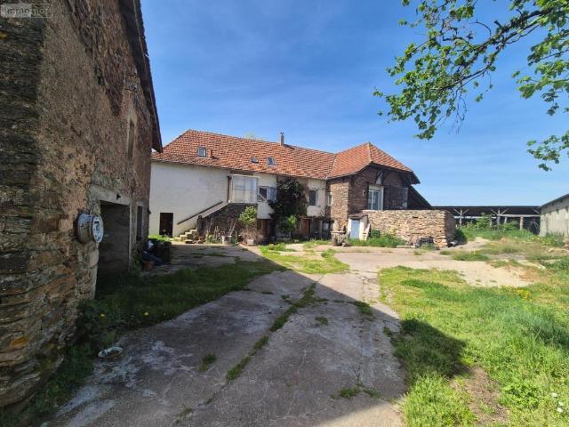 Maison vente à Villefranche-de-Rouergue, Goutrens