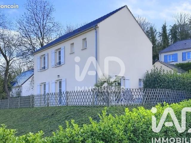 Maison vente à Saint-Germain-en-Laye, Maule