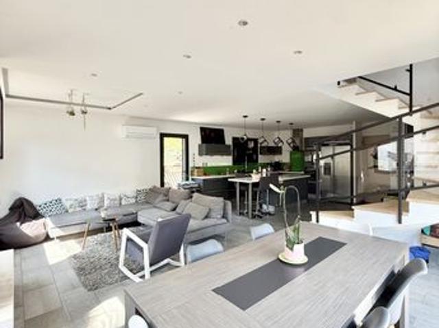 Maison vente à Marseille, Auriol