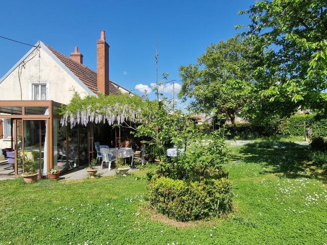 Maison vente à Saint-Amand-Montrond, Châteaumeillant