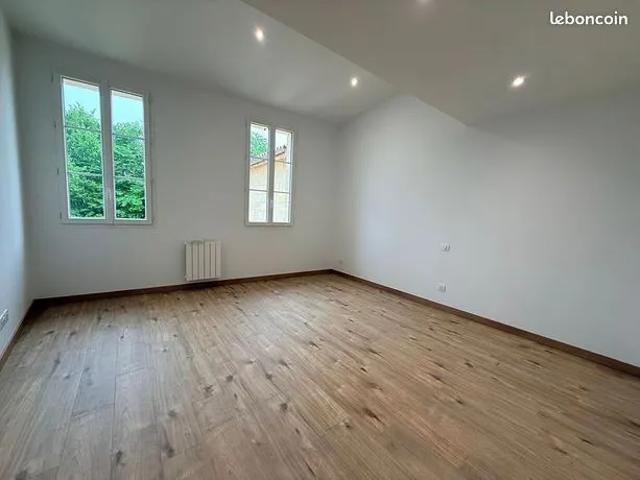 Maison location à Croix du Gui, Lussac