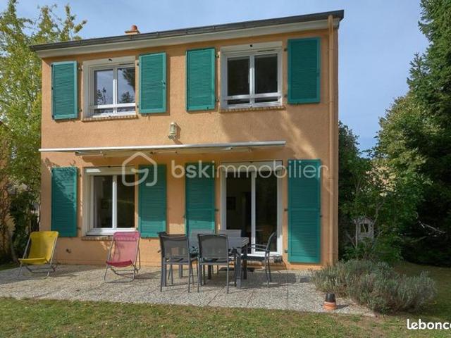 Maison vente à Saint-Germain-en-Laye, Le Port-marly