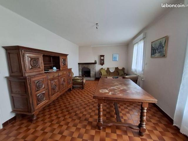 Maison vente à Guingamp, Bretagne
