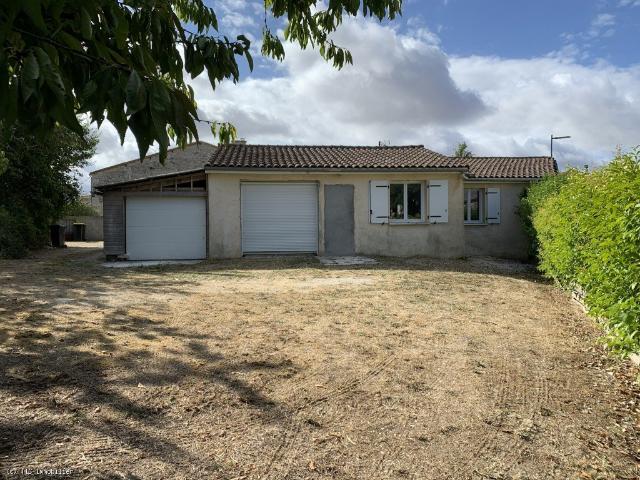 Maison vente à Confolens, Ruffec