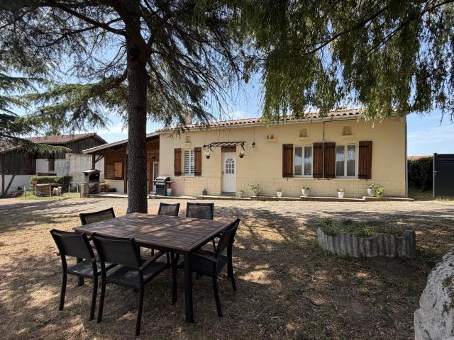 Maison vente à Jonzac, Saint-bonnet-sur-gironde