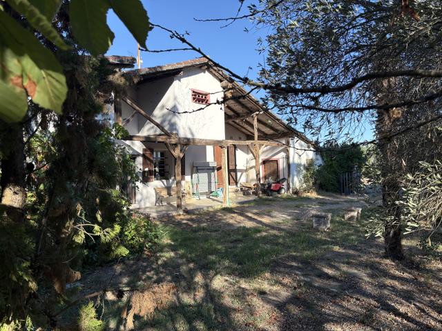 Maison vente à Le Village et la Magdelaine, Bellesserre