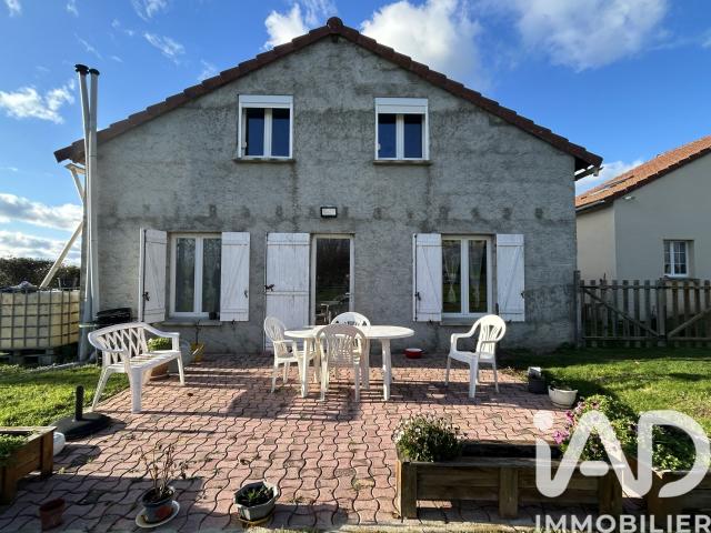 Maison vente à Les Forettes, Commentry
