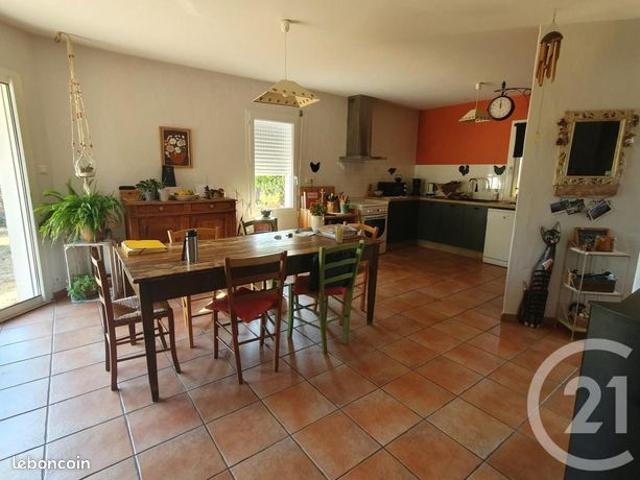 Maison vente à Saint-Étienne, Châteauneuf