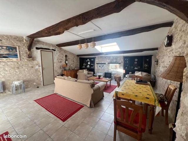 Maison vente à Saintes, Epargnes