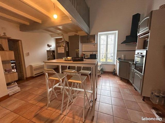 Maison vente à Saintes, Arces