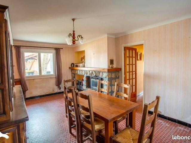 Maison vente à Charolles, Baron