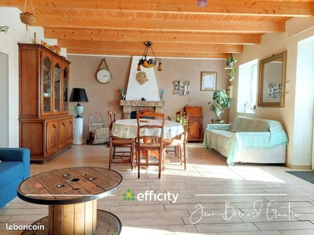 Maison vente à Guingamp, Bretagne