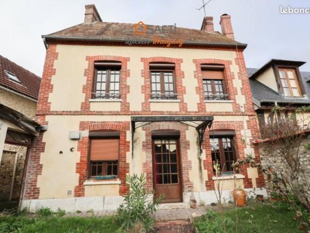 Maison vente à Châteauroux, Saint-marcel