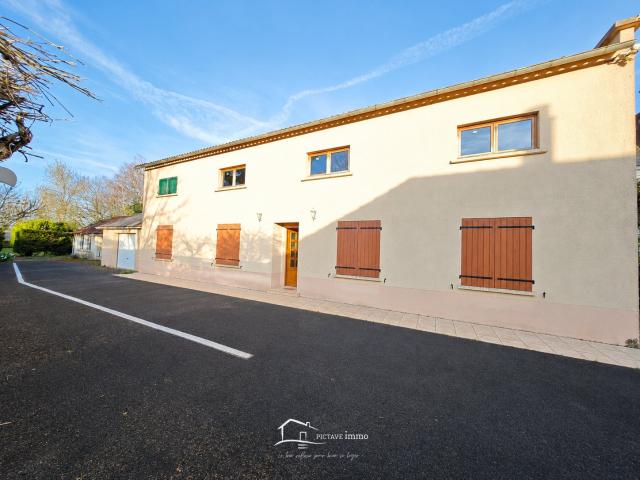 Maison location à Lezay, Deux-Sèvres