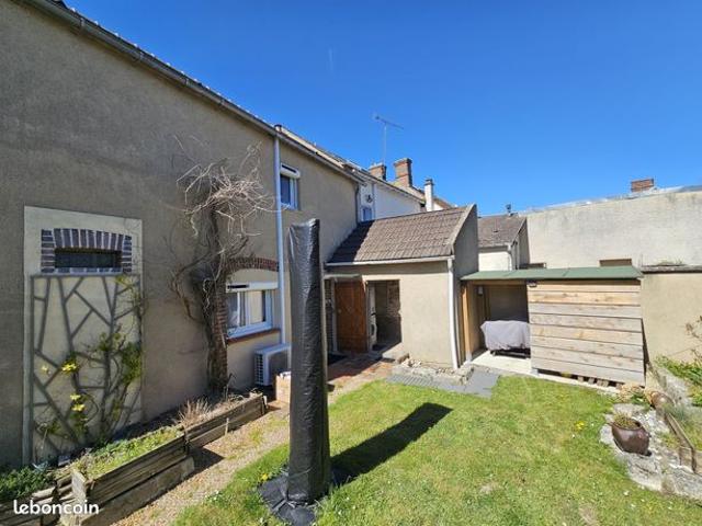 Maison vente à Chartres, Bleury