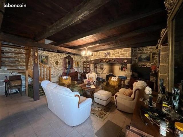 Maison vente à Largentière, Saint-privat