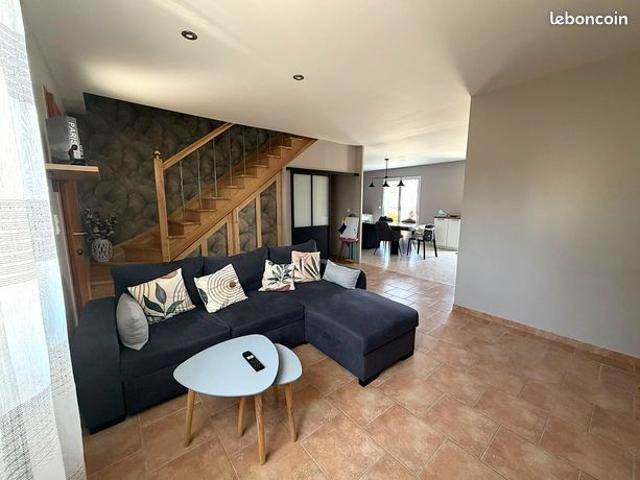 Maison vente à Issoudun, Condé
