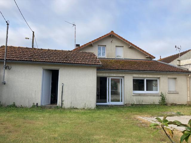 Maison vente à Rochefort, Port-des-barques