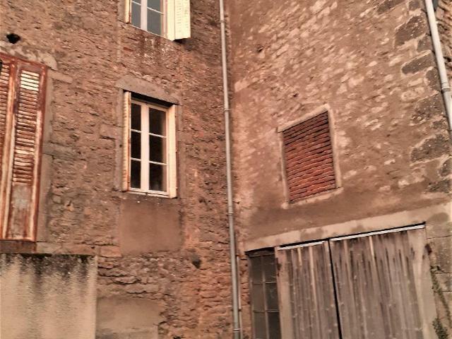 Maison vente à Haut de Cromey, Saint-sernin-du-plain