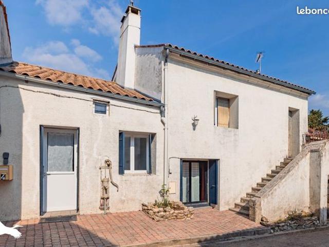 Maison vente à Rochefort, Saint-coutant-le-grand